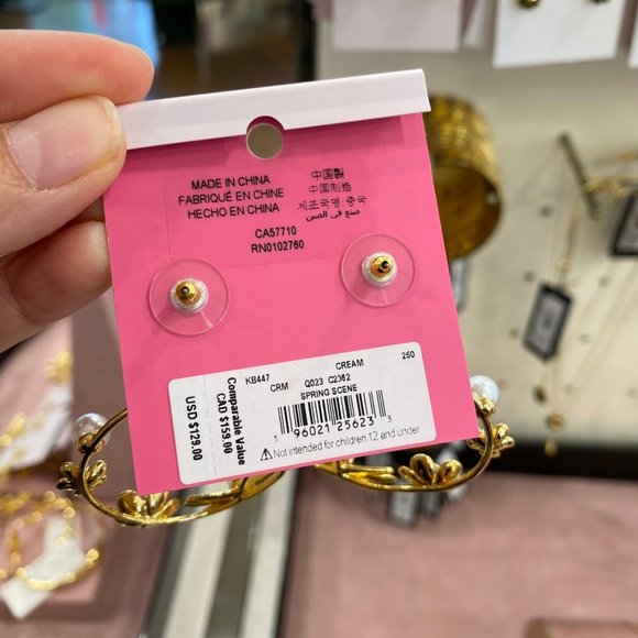 KB447★Kate Spade★Spring Scene Flower Hoop Earrings - Picture 3 of 3